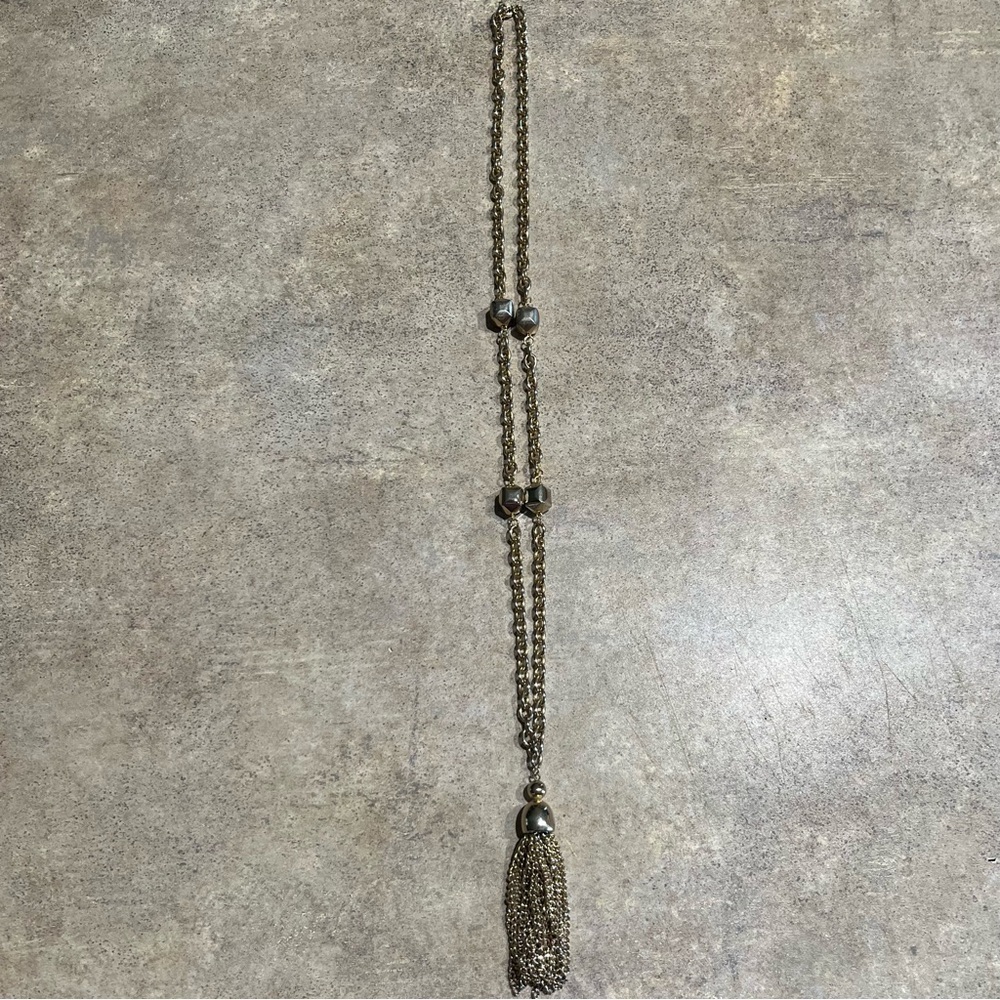 Costume Jewelry - Vintage Necklace